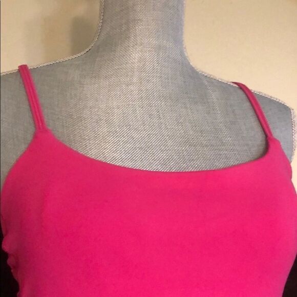 Lululemon tank top 4 (2832) - Picture 2 of 6